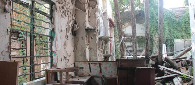 RUINS